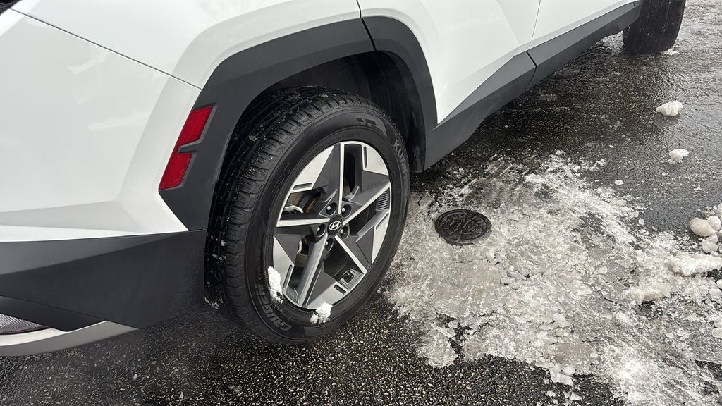 2025 Hyundai TUCSON SEL