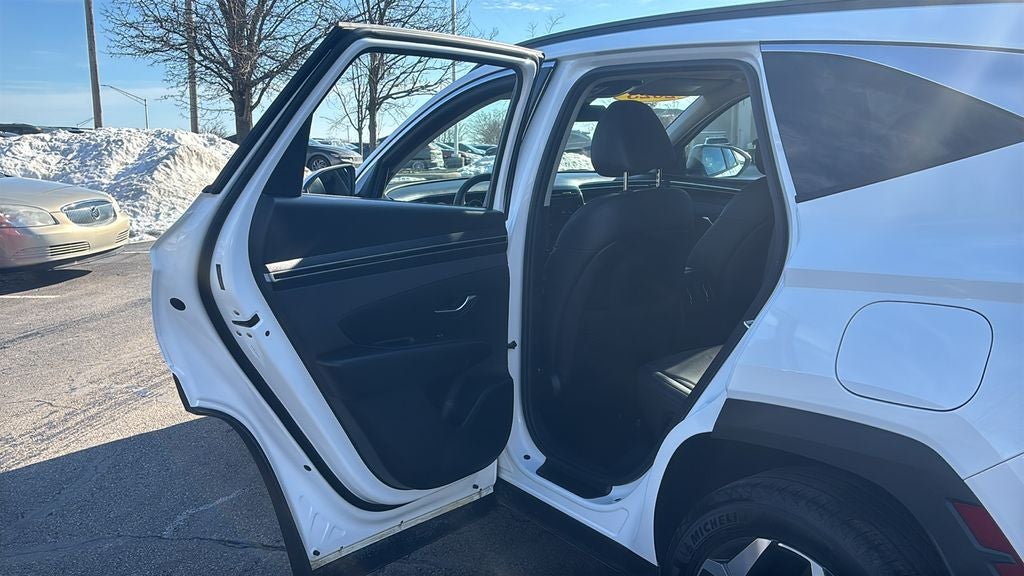 2023 Hyundai TUCSON SEL