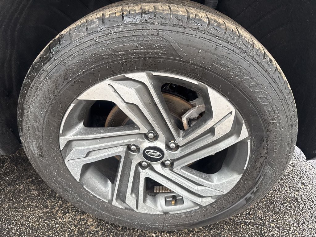 2023 Hyundai SANTA FE SE