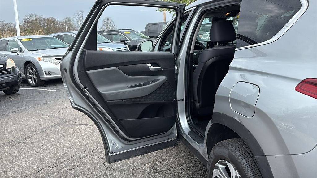 2023 Hyundai SANTA FE SE