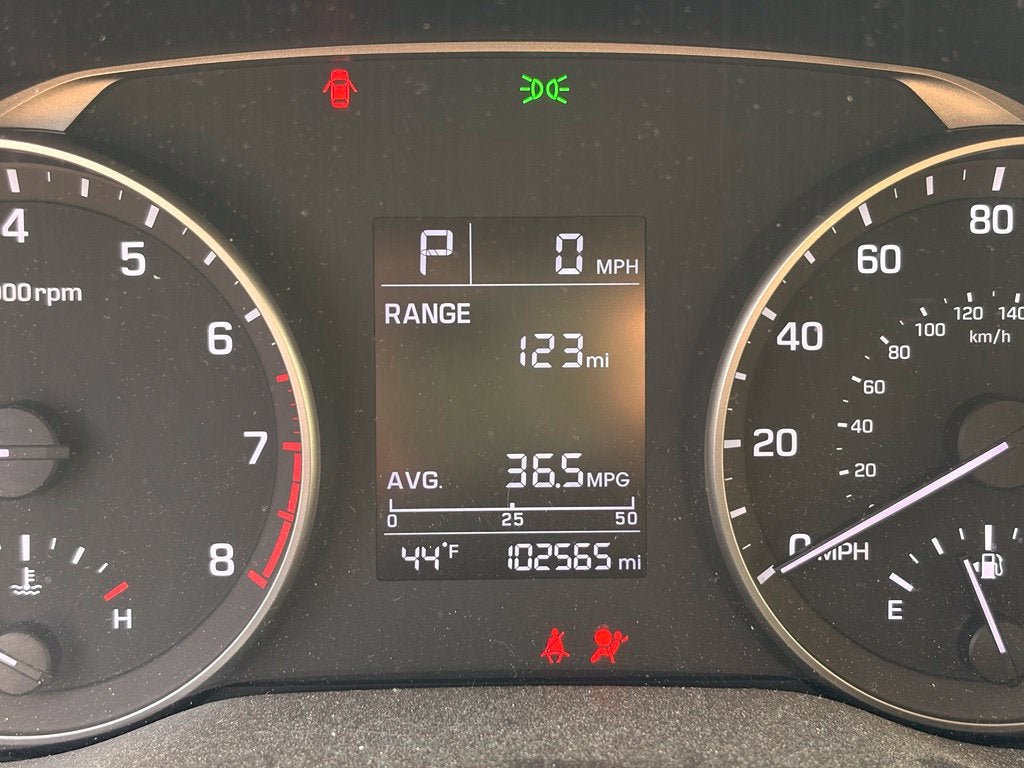 2017 Hyundai ELANTRA SE