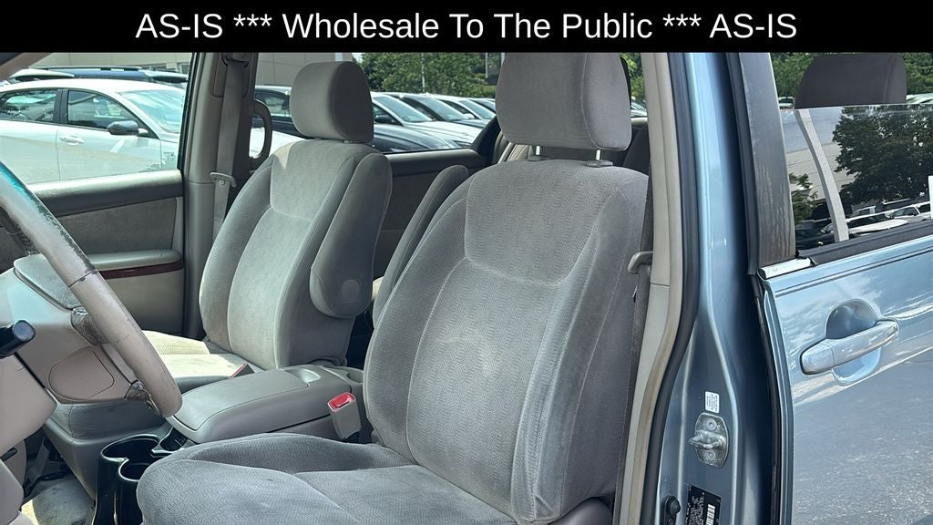 2005 Toyota Sienna XLE