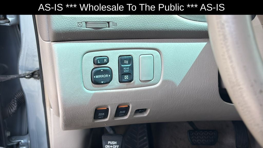 2005 Toyota Sienna XLE