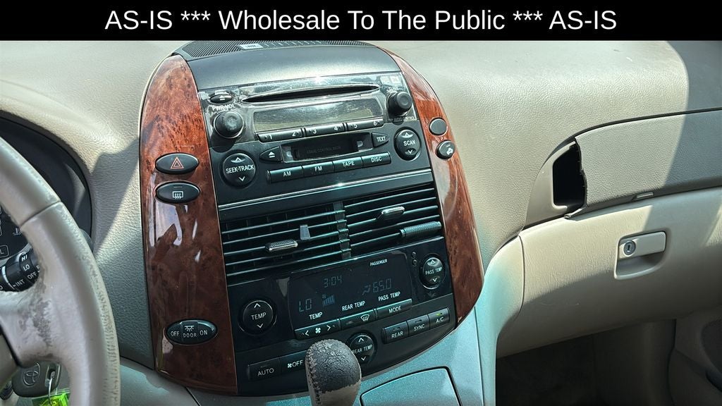 2005 Toyota Sienna XLE