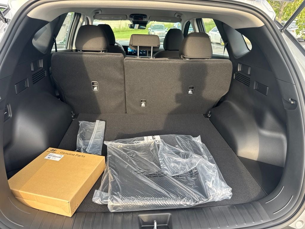 2026 Hyundai TUCSON HYBRID Blue SE