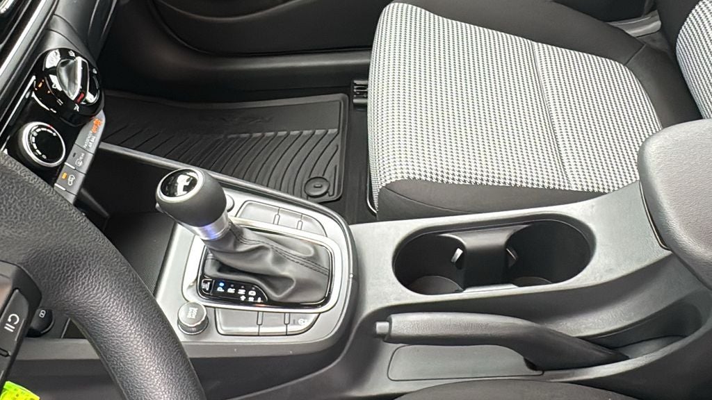 2023 Hyundai KONA SE