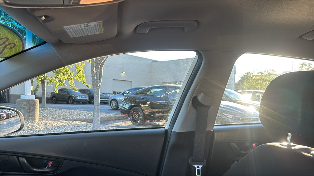 2022 Hyundai KONA SE