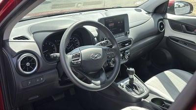 2023 Hyundai KONA SEL