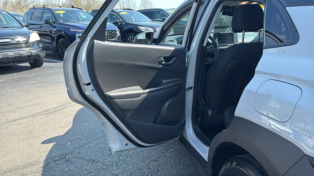 2023 Hyundai KONA SEL