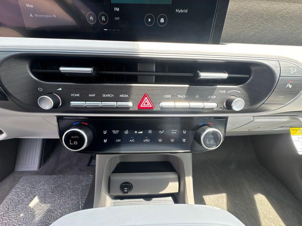 2026 Hyundai PALISADE HYBRID SEL Premium 8 Passenger
