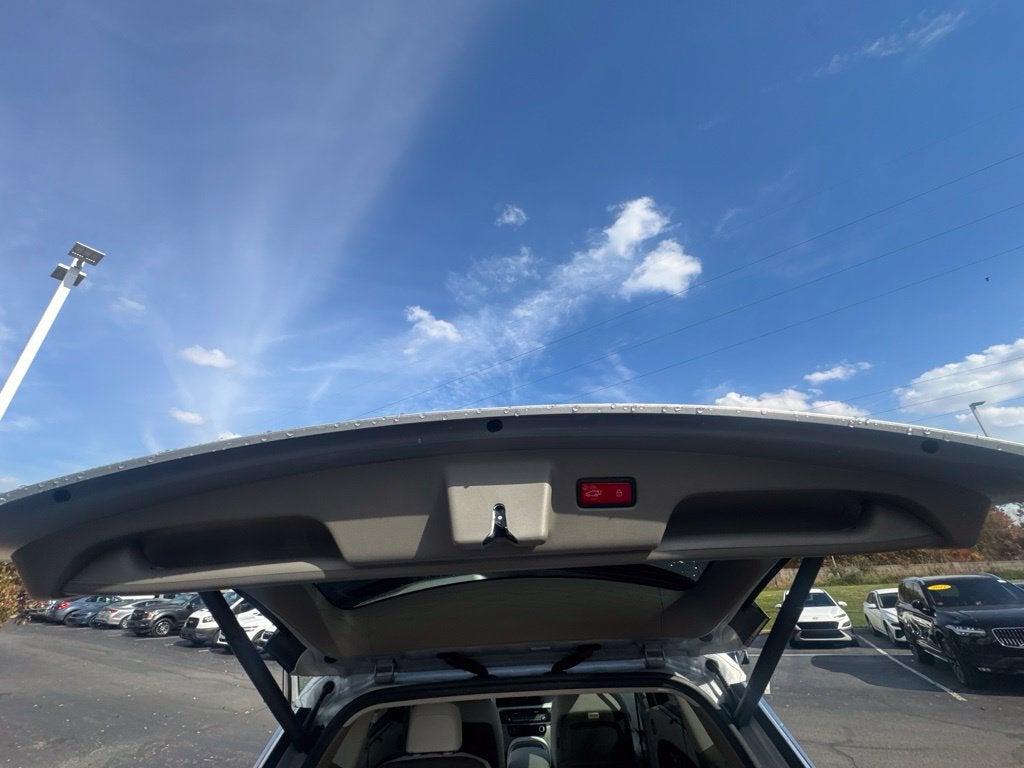 2027 Hyundai PALISADE SEL 7 Passenger