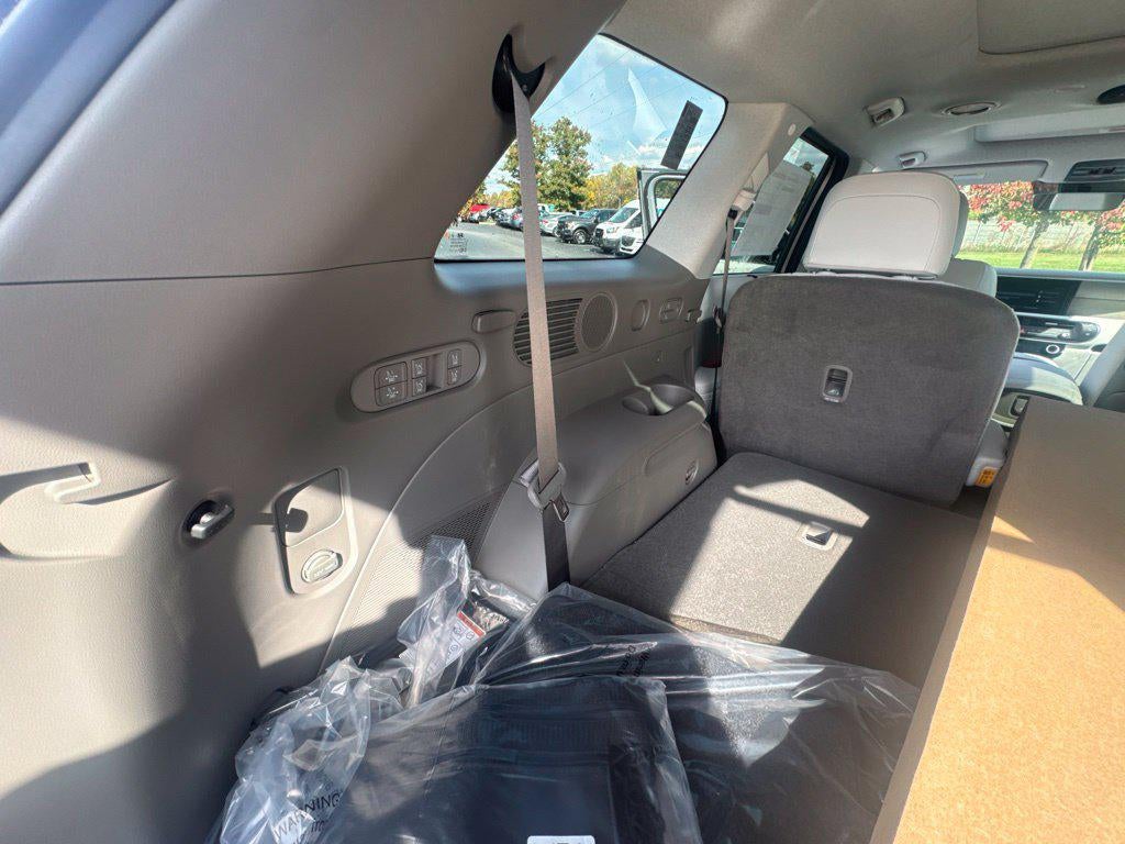 2027 Hyundai PALISADE SEL 7 Passenger