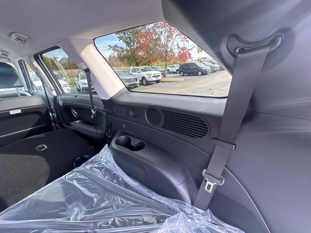 2027 Hyundai PALISADE SEL 7 Passenger