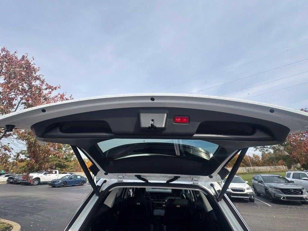 2027 Hyundai PALISADE SEL 7 Passenger
