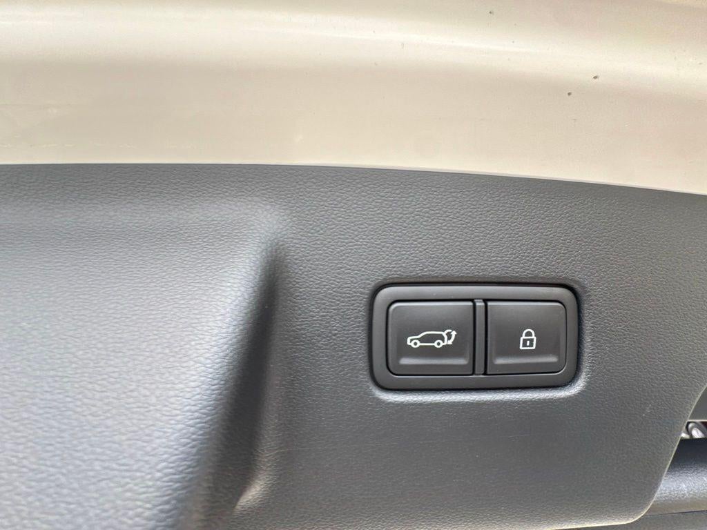 2026 Hyundai PALISADE HYBRID SEL 7 Passenger