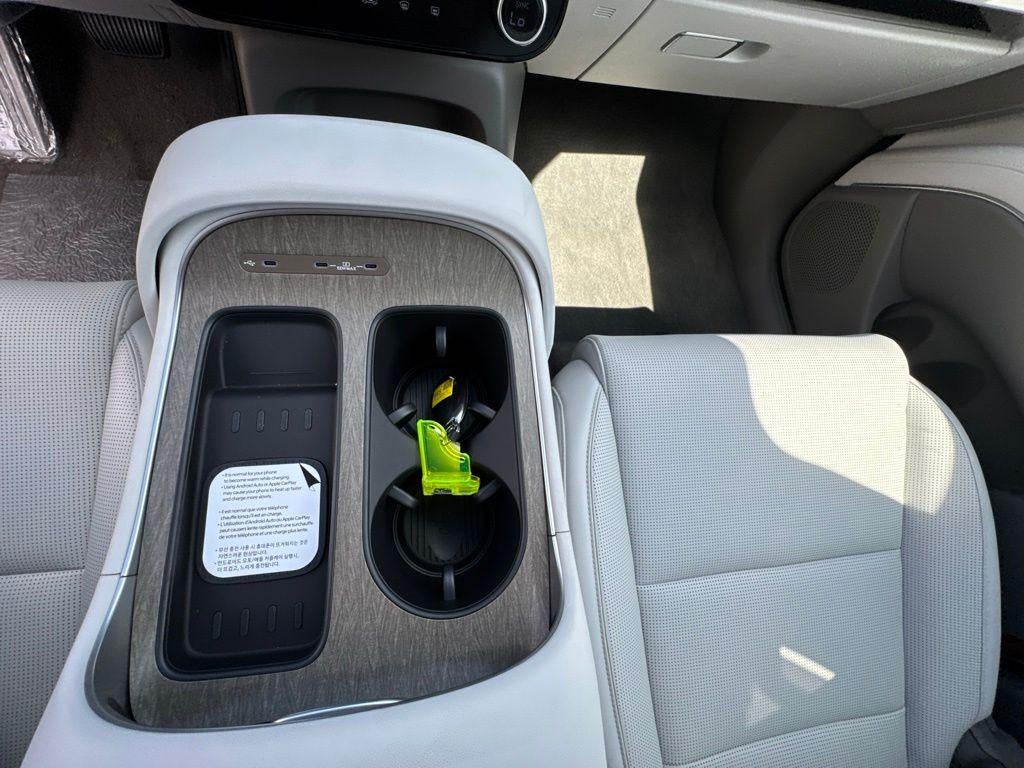 2026 Hyundai PALISADE HYBRID SEL 7 Passenger