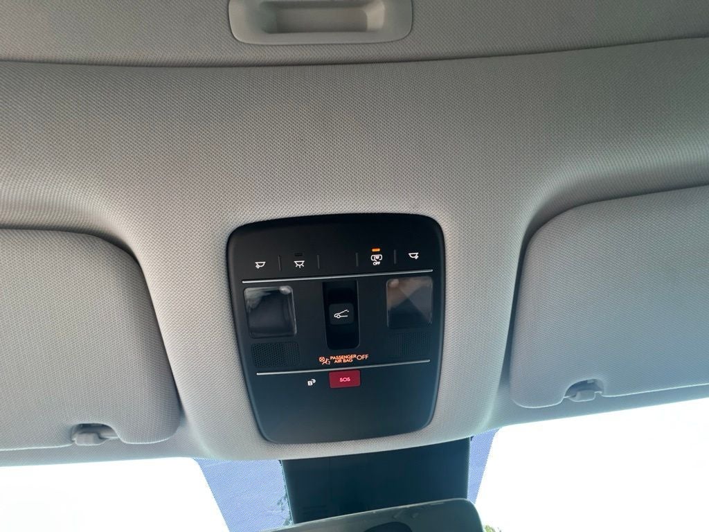 2027 Hyundai PALISADE SEL Premium 7 Passenger