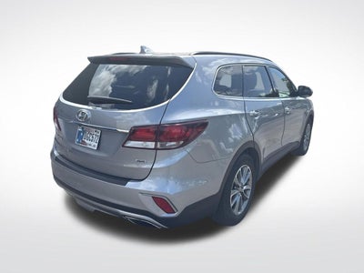 2018 Hyundai SANTA FE SE