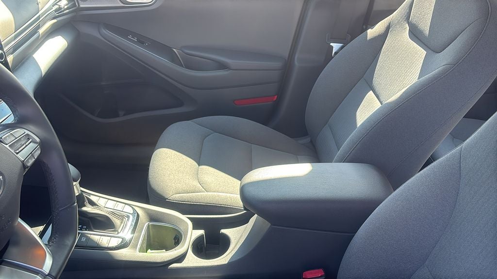 2022 Hyundai IONIQ HYBRID SE