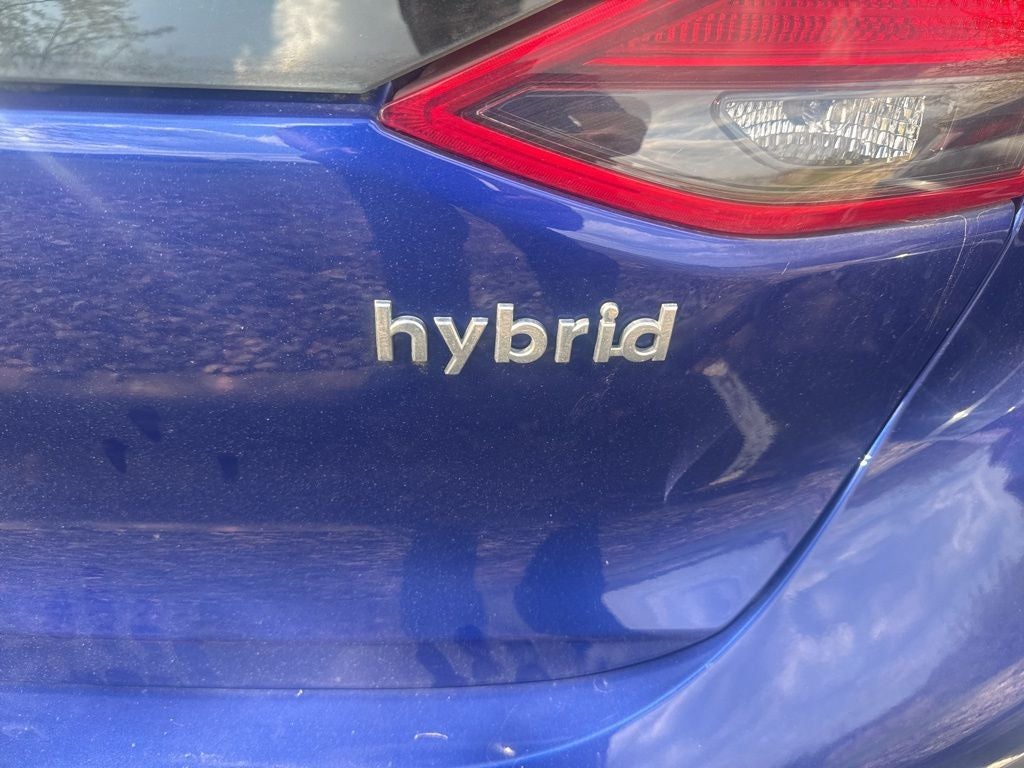 2022 Hyundai IONIQ HYBRID SE