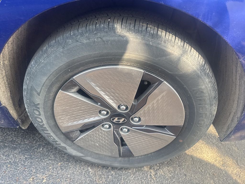 2022 Hyundai IONIQ HYBRID SE