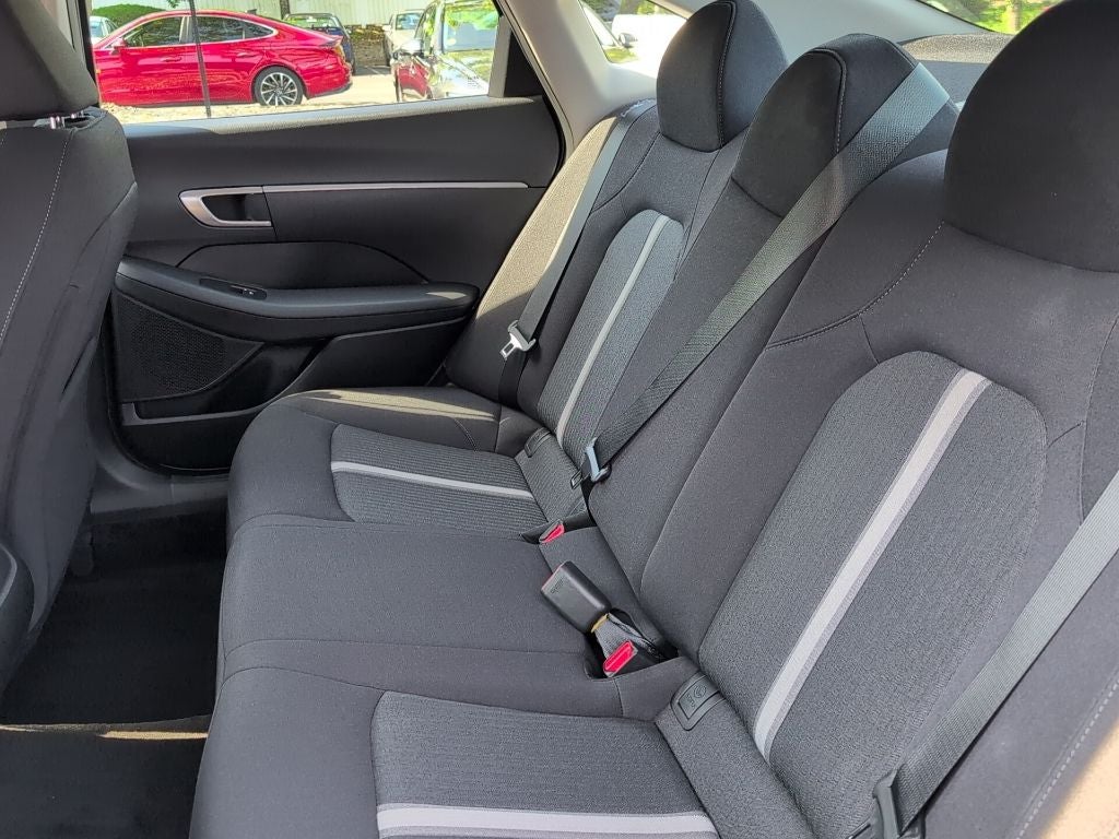 2025 Hyundai SONATA SE
