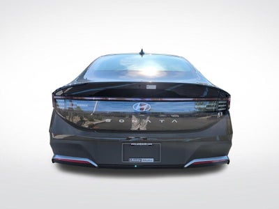2025 Hyundai SONATA SE