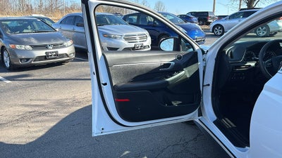 2023 Hyundai SONATA SE