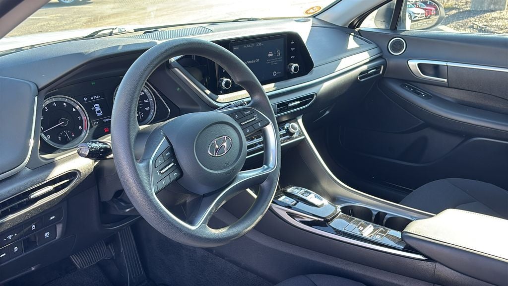 2023 Hyundai SONATA SE