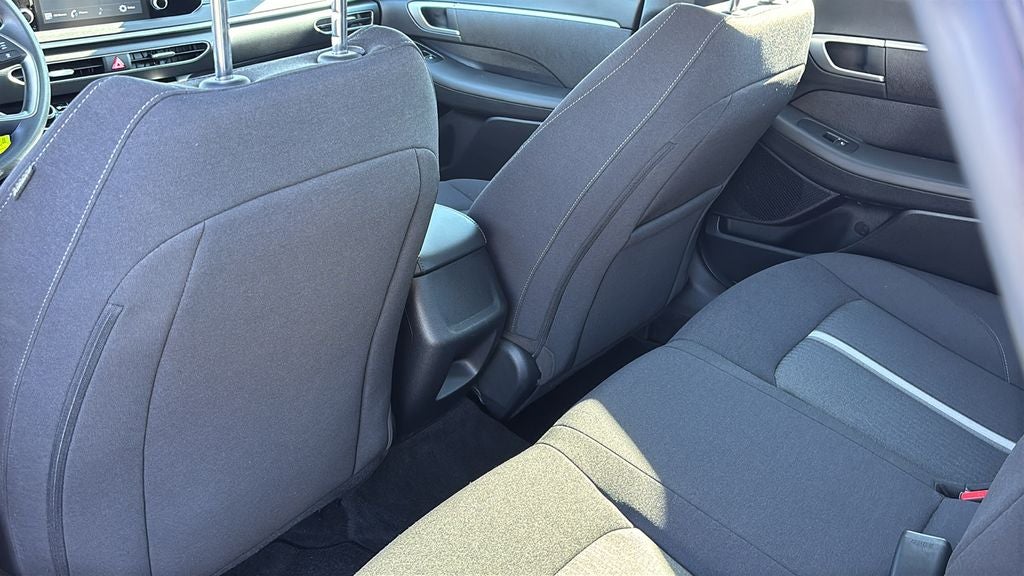 2023 Hyundai SONATA SE