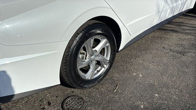 2023 Hyundai SONATA SE