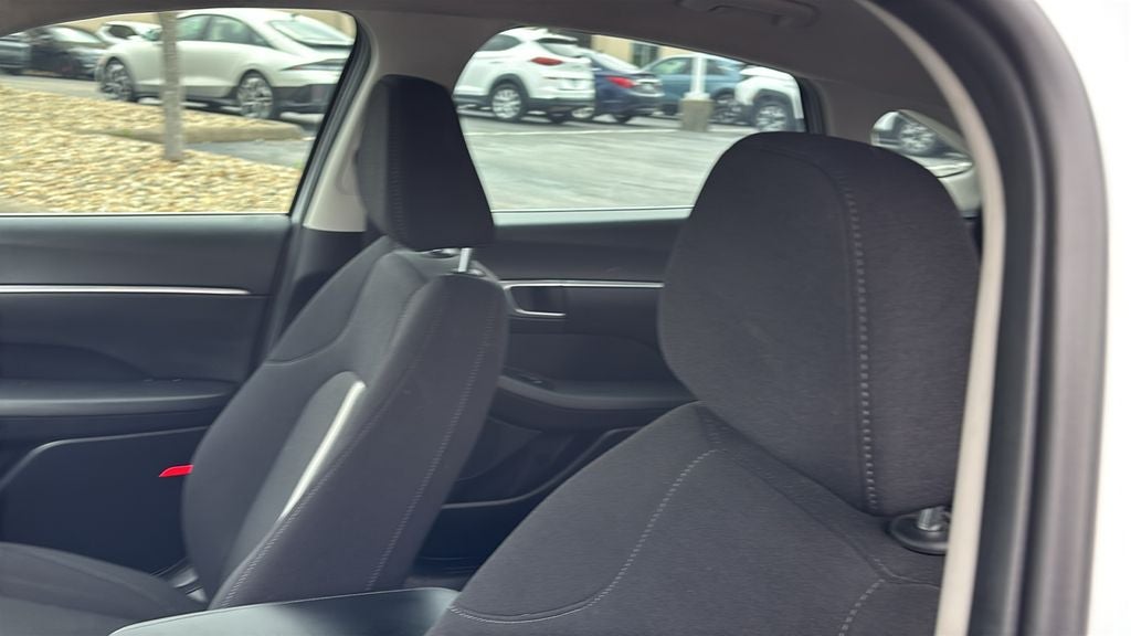 2023 Hyundai SONATA HYBRID SEL