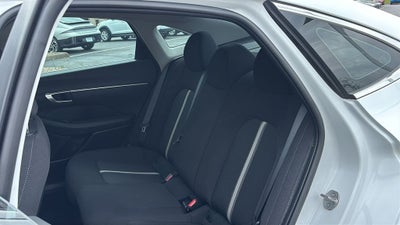 2023 Hyundai SONATA HYBRID SEL