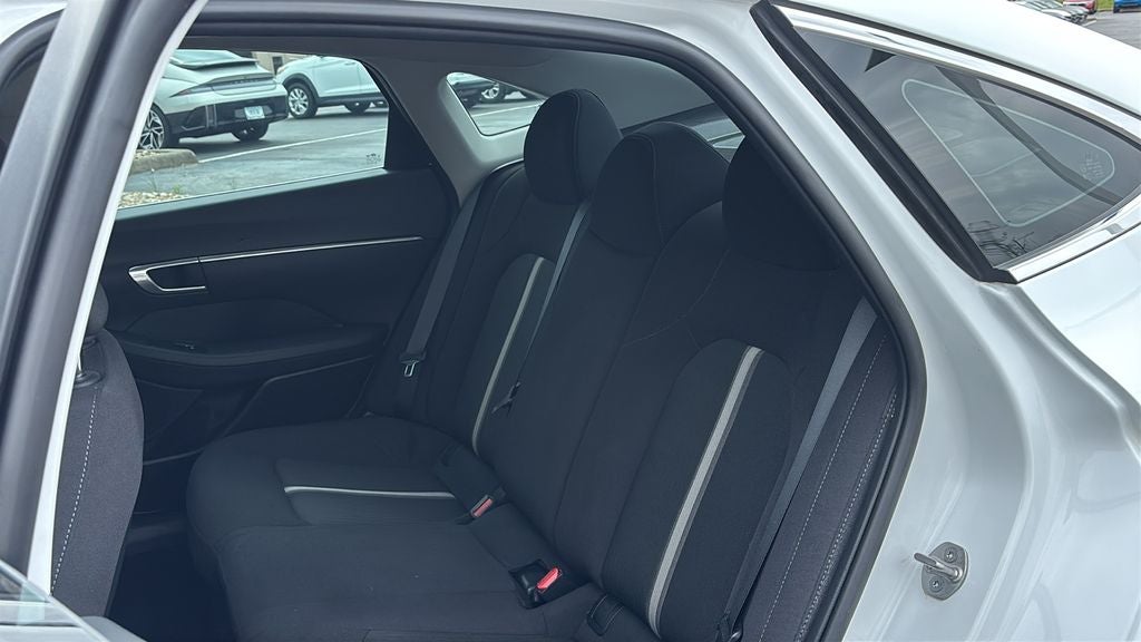 2023 Hyundai SONATA HYBRID SEL