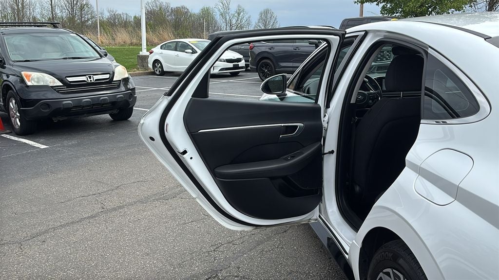 2023 Hyundai SONATA HYBRID SEL