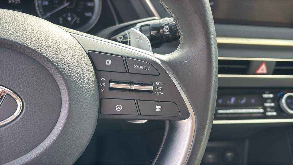 2023 Hyundai SONATA HYBRID SEL