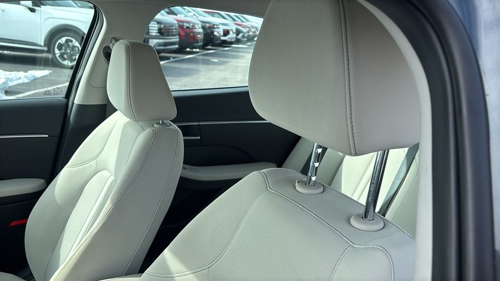 2023 Hyundai SONATA HYBRID SEL