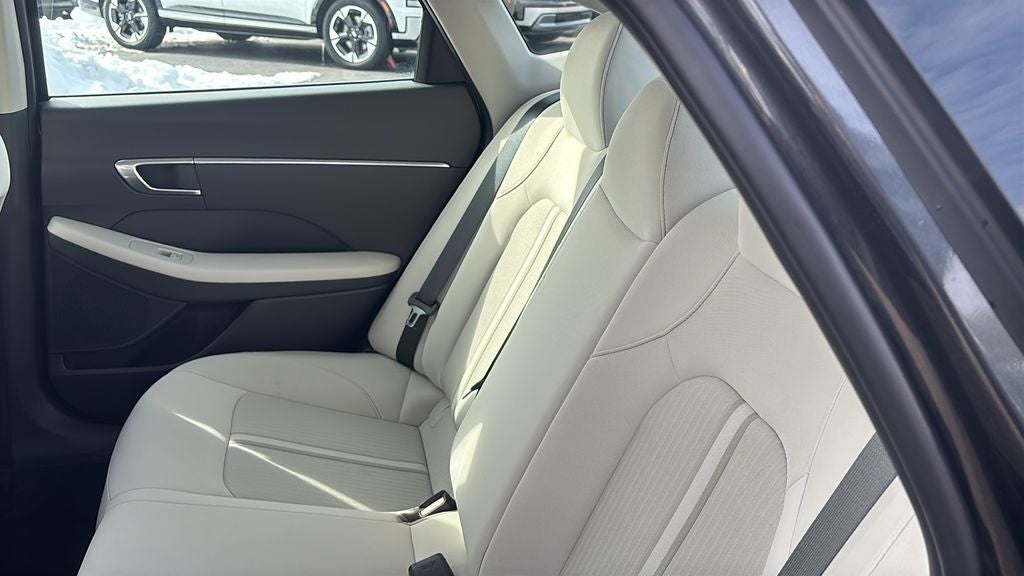 2023 Hyundai SONATA HYBRID SEL