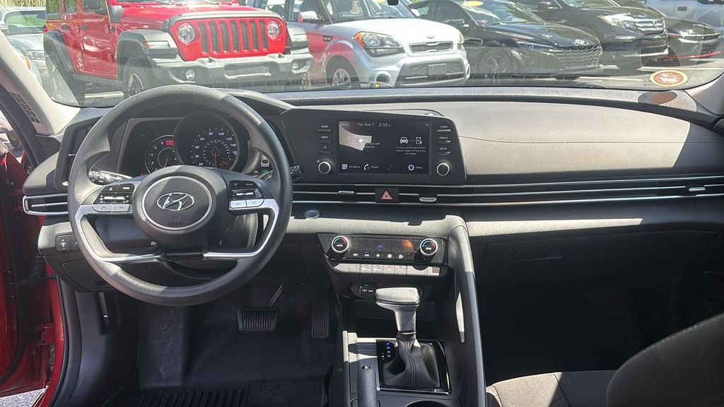 2023 Hyundai ELANTRA SEL