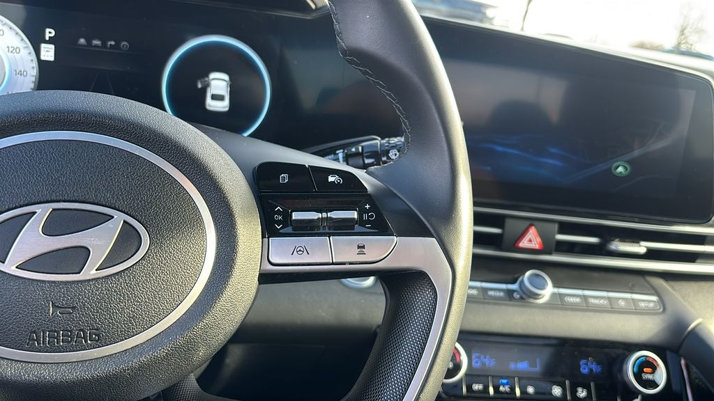 2025 Hyundai ELANTRA Limited