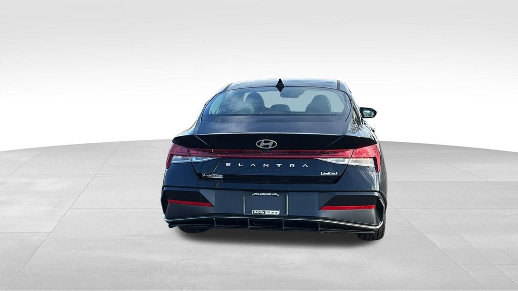 2025 Hyundai ELANTRA Limited