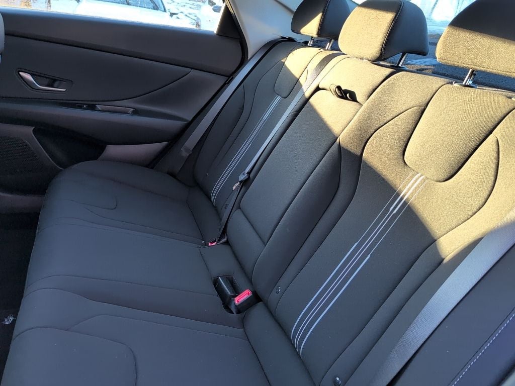 2025 Hyundai ELANTRA SEL Convenience