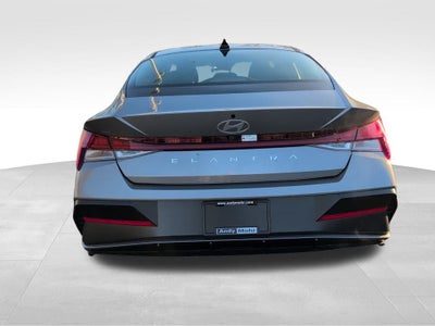 2025 Hyundai ELANTRA SEL Convenience