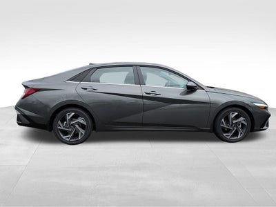 2025 Hyundai ELANTRA SEL Convenience