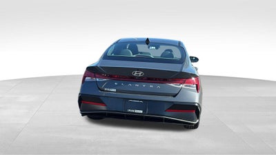2025 Hyundai ELANTRA SEL Convenience