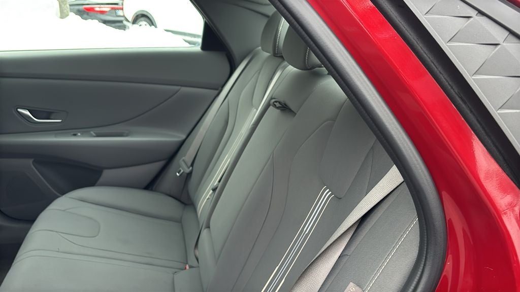 2025 Hyundai ELANTRA SEL Convenience