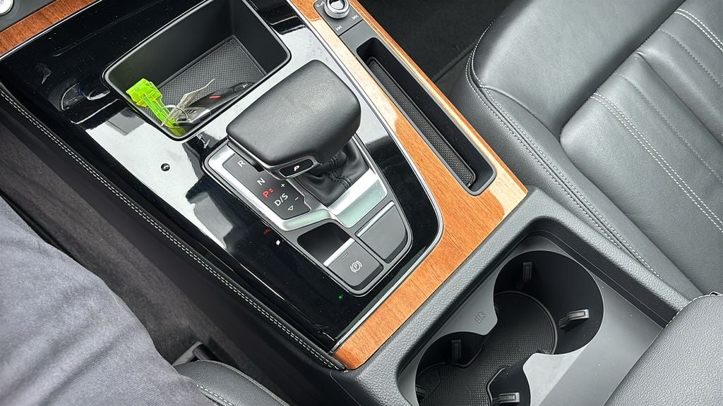 2023 Audi Q5 45 S line Premium quattro