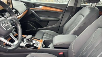 2023 Audi Q5 45 S line Premium quattro