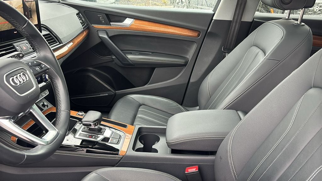 2023 Audi Q5 45 S line Premium quattro