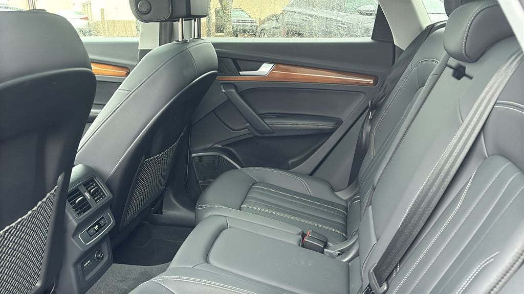 2023 Audi Q5 45 S line Premium quattro